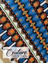 Load image into Gallery viewer, Trophy Buckle Gold Couture Show Pad
