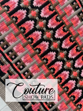 Load image into Gallery viewer, Glitter Spurs Couture Show Pad
