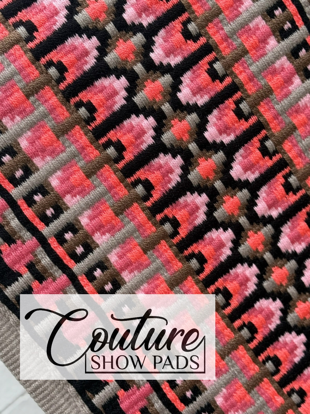 Glitter Spurs Couture Show Pad