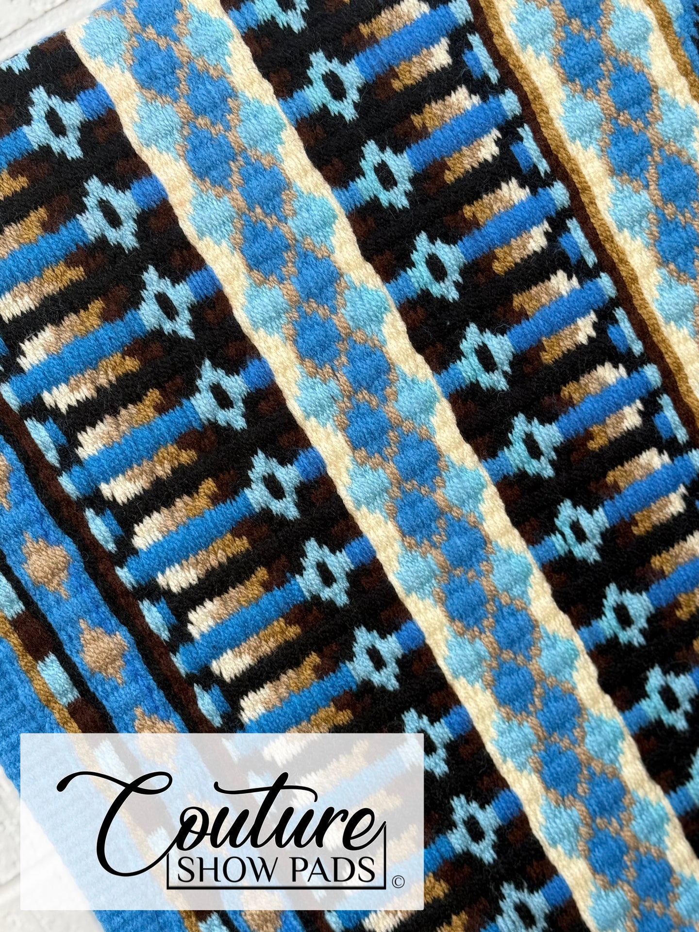 Windswept Couture Show Pad