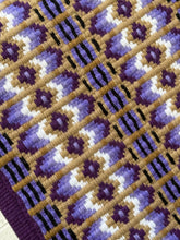 Load image into Gallery viewer, Lavender Honey Couture Show Pad
