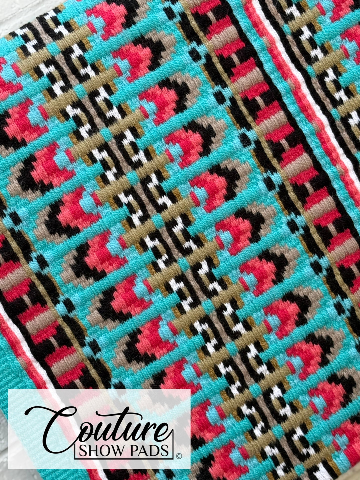 Aqua Radiance Couture Show Pad