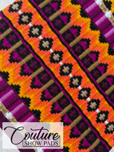 Load image into Gallery viewer, Plum Horizon Couture Show Pad
