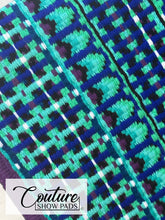 Load image into Gallery viewer, Luxe Lagoon Couture Show Pad
